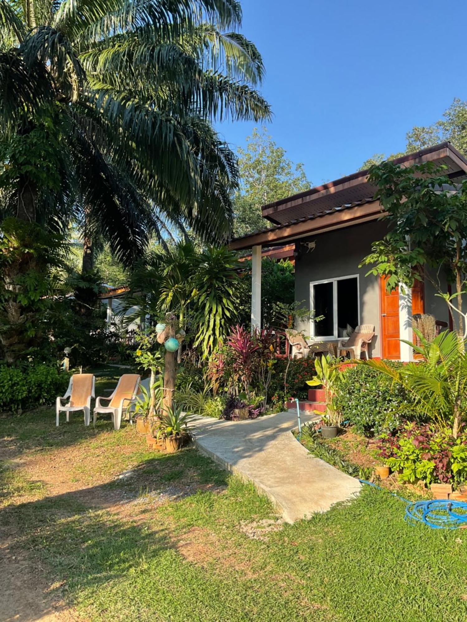 Mada Lanta Mai Keaw Hotel เกาะลันตา ภายนอก รูปภาพ