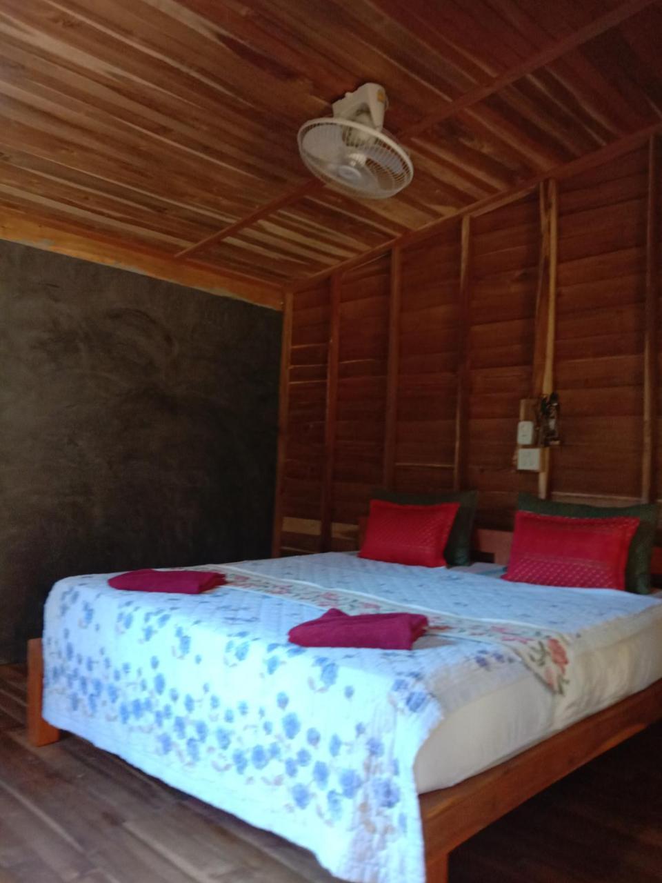 Mada Lanta Mai Keaw Hotel เกาะลันตา ภายนอก รูปภาพ